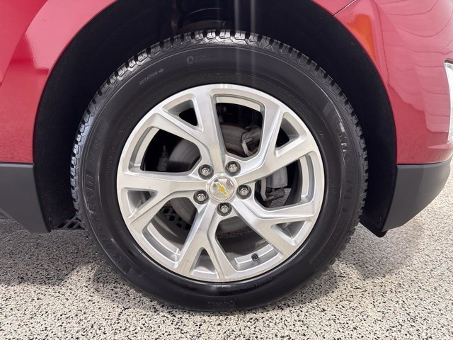 Used 2020 Chevrolet Equinox Premier AWD/4WD image 11