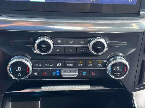 Used 2021 Ford F150 Lariat w/ Equipment Group 502A High AWD/4WD image 26