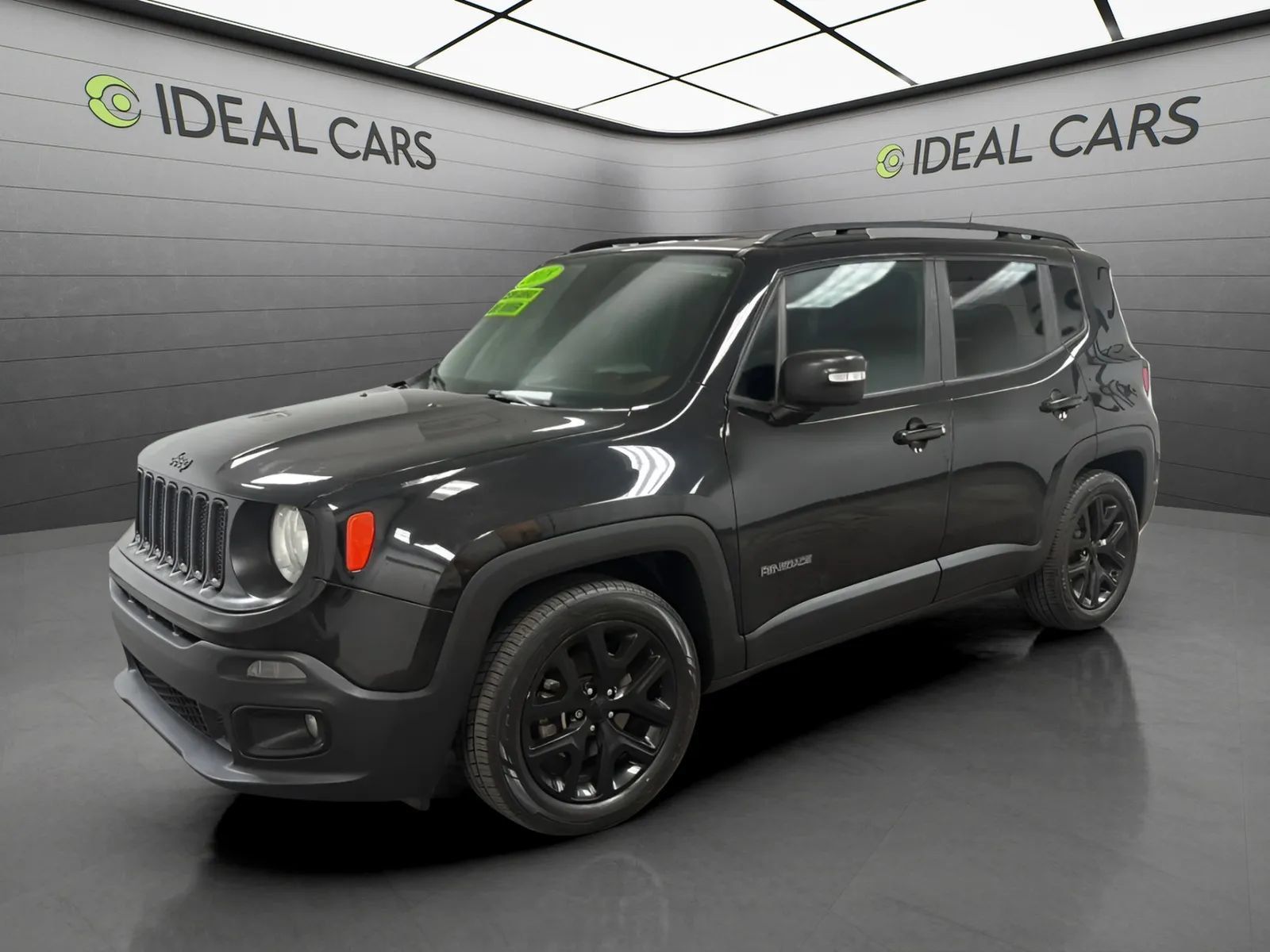 Used 2018 Jeep Renegade Altitude FWD image 1