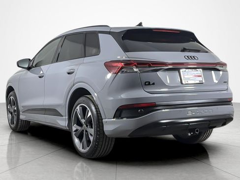 Used 2023 Audi Q4 e-tron Premium Plus w/ Premium Plus AWD/4WD image 3