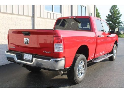 Used 2024 RAM 2500 Big Horn w/ Bed Utility Group image 3