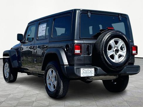 Used 2022 Jeep Wrangler Unlimited Sport AWD/4WD image 13