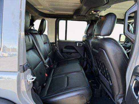 Used 2022 Jeep Wrangler Unlimited Rubicon 4xe w/ Cold Weather Group image 18