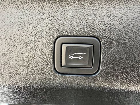 Used 2024 Chevrolet Suburban RST w/ Luxury Package AWD/4WD image 35