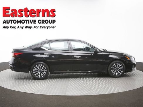 Used 2024 Nissan Altima 2.5 SV w/ SV Premium Package FWD image 45