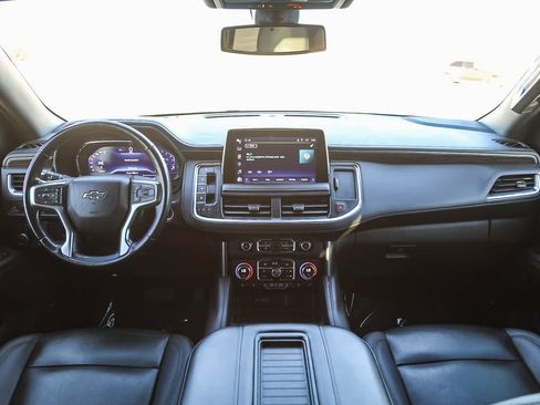 Used 2022 Chevrolet Tahoe Z71 w/ Luxury Package image 12