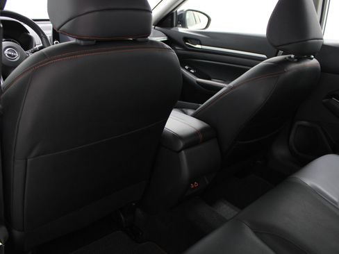 Used 2024 Nissan Altima 2.5 SR FWD image 16