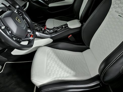 Used 2018 Lamborghini Huracan LP 580-2 RWD image 22