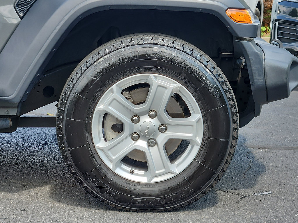 Used 2021 Jeep Wrangler Unlimited Sport AWD/4WD image 14