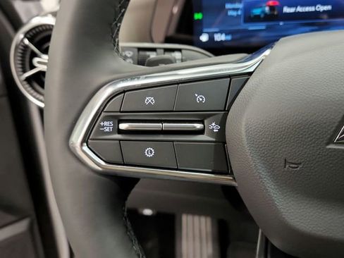 New 2026 Chevrolet Equinox LT w/ Convenience Package II FWD image 30