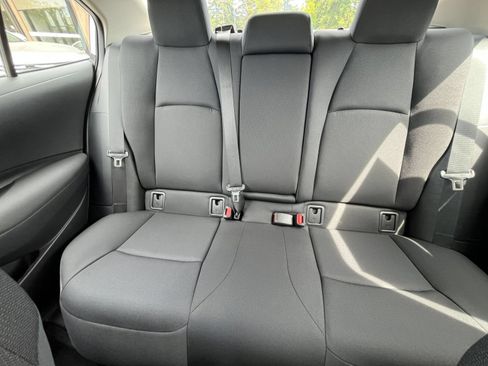 Used 2025 Toyota Corolla LE FWD image 33
