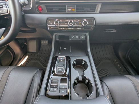 Used 2025 Honda Pilot EX-L image 24