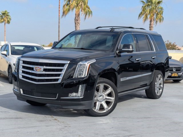 Used 2018 Cadillac Escalade Premium Luxury AWD/4WD image 1