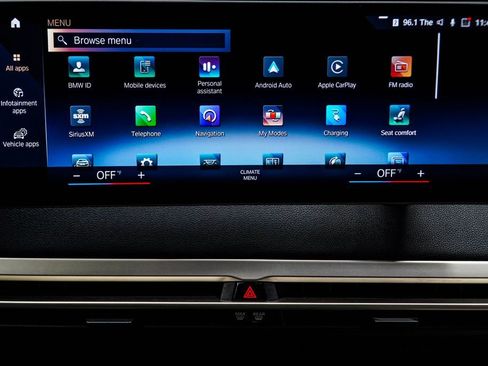 Used 2023 BMW iX xDrive50 image 28