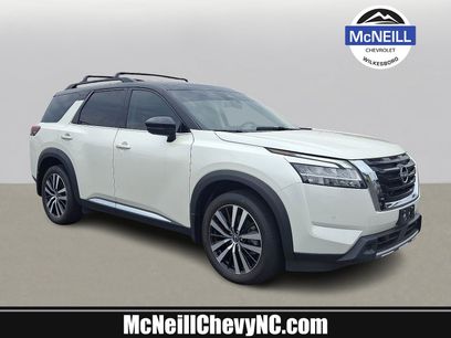 Used 2023 Nissan Pathfinder Platinum