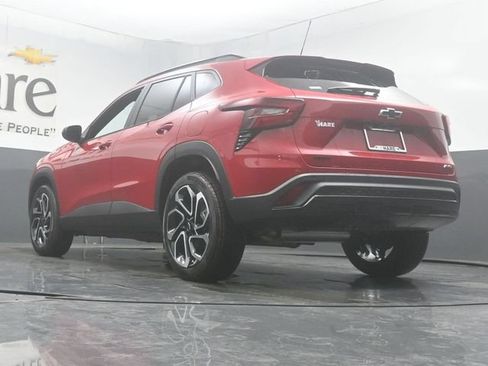 New 2026 Chevrolet Trax RS w/ Sunroof Package FWD image 5