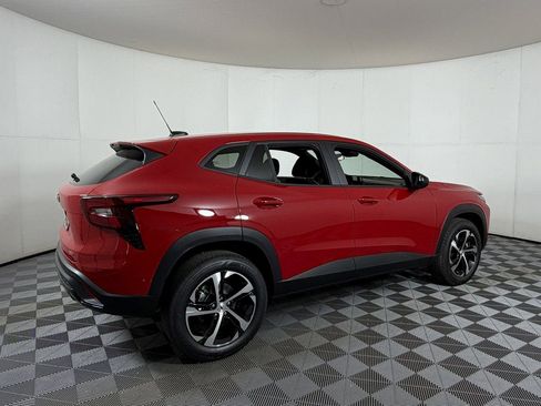 New 2026 Chevrolet Trax RS w/ Driver Confidence Package image 8