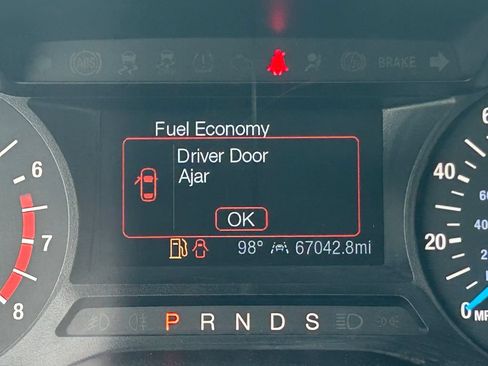 Used 2019 Ford Edge SE w/ SE Fleet Driver's Package FWD image 21