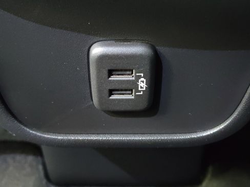 Used 2024 Chevrolet Equinox LS FWD image 29