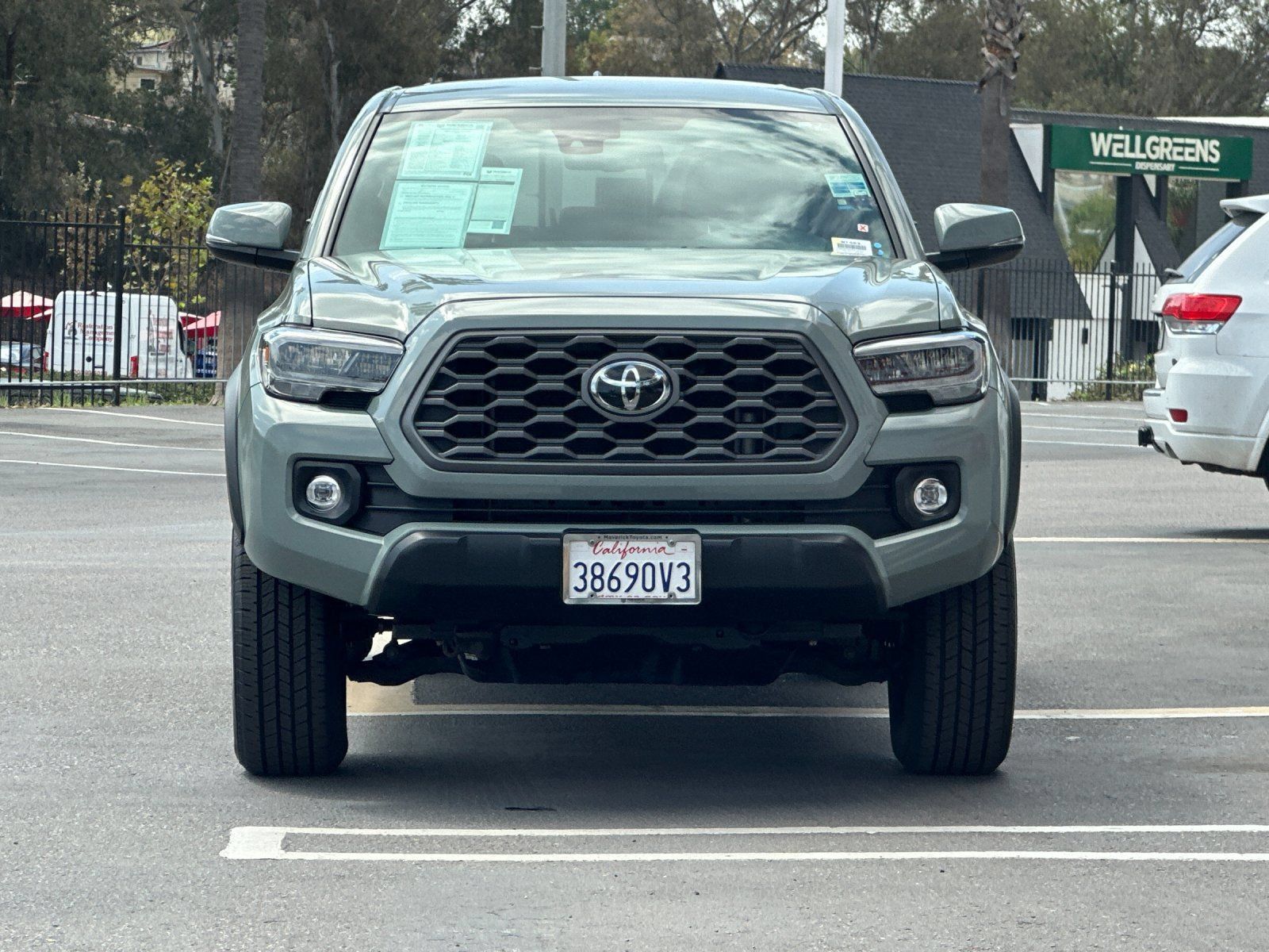 Used 2023 Toyota Tacoma TRD Off-Road AWD/4WD image 7