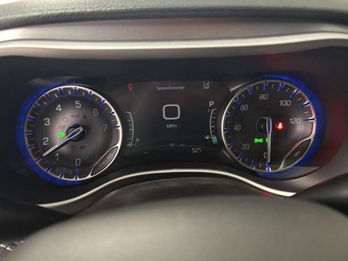 New 2026 Chrysler Pacifica Select image 24