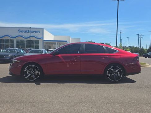 Certified 2024 Honda Accord Sport image 6
