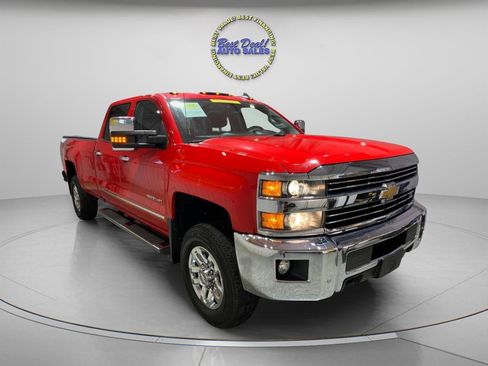 Used 2019 Chevrolet Silverado 3500 LTZ w/ LTZ Plus Package AWD/4WD image 6
