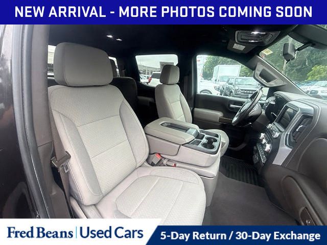 Used 2020 GMC Sierra 1500 SLE w/ SLE Value Package AWD/4WD image 17