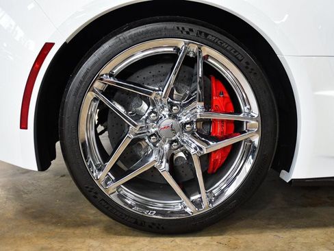 Used 2019 Chevrolet Corvette ZR1 RWD image 18