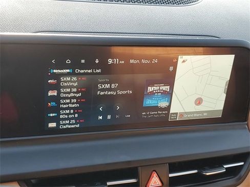 Certified 2025 Kia Seltos EX w/ EX Sunroof Package image 25