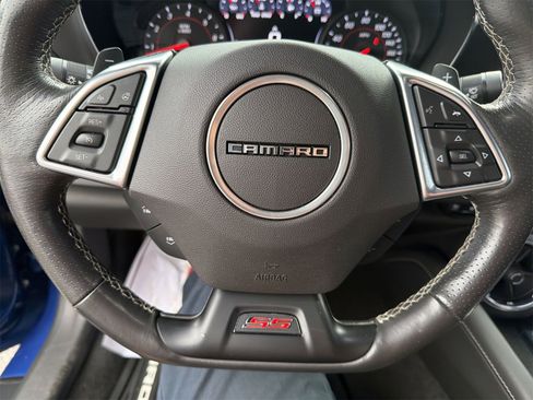 Used 2019 Chevrolet Camaro SS image 14