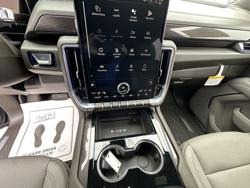 New 2026 GMC Yukon Elevation w/ LPO, Floor Liner Package image 20