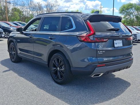 Used 2025 Honda CR-V Sport Touring image 4