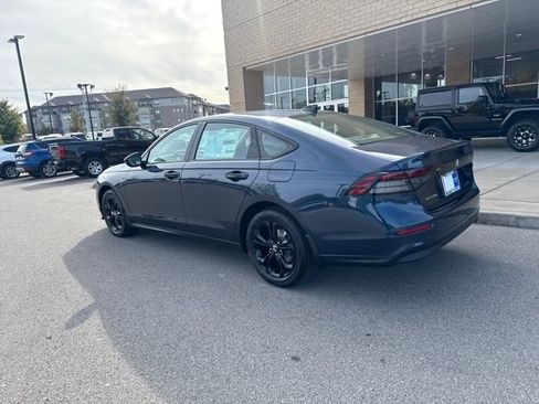 New 2025 Honda Accord SE image 2
