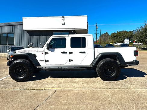 Used 2022 Jeep Gladiator Rubicon w/ LED Lighting Group image 5