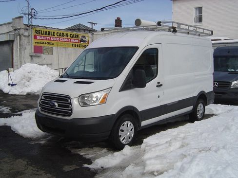 Used 2015 Ford Transit 250 130 Medium Roof image 2