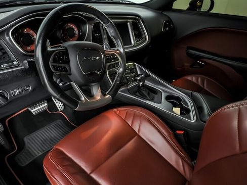 Used 2019 Dodge Challenger SRT Hellcat Redeye RWD image 17