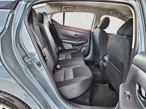 Used 2024 Nissan Sentra SV FWD image 19