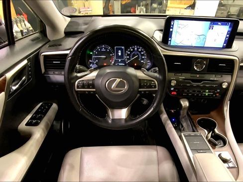 Used 2020 Lexus RX 350L Premium w/ Premium Package image 6