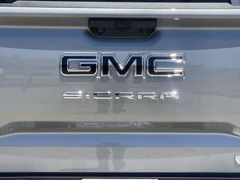 New 2026 GMC Sierra 1500 Elevation AWD/4WD image 32