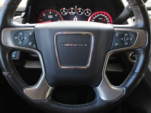 Used 2016 GMC Yukon XL Denali w/ Open Road Package AWD/4WD image 28