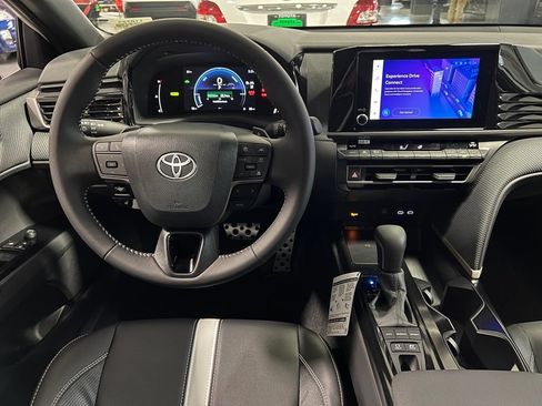 New 2026 Toyota Camry SE FWD image 34