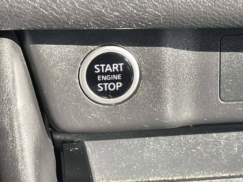 Used 2022 Nissan Rogue SL w/ SL Premium Package FWD image 37