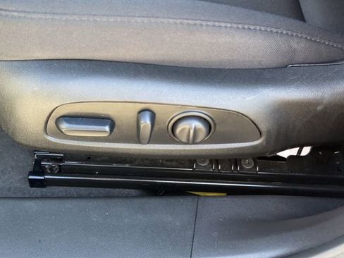 Used 2024 Chevrolet Malibu RS FWD image 24