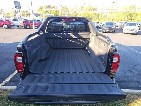 Used 2025 GMC Canyon AT4 w/ Nightfall Edition image 13