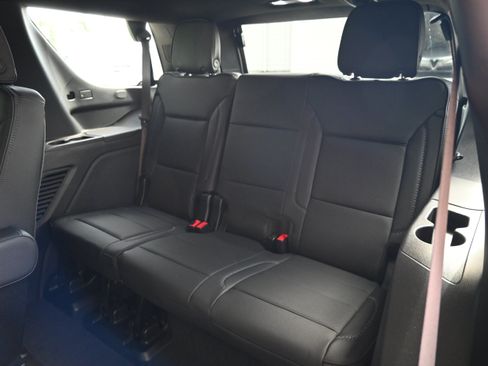 Used 2025 GMC Yukon Denali w/ Sun & Power Step Package AWD/4WD image 33