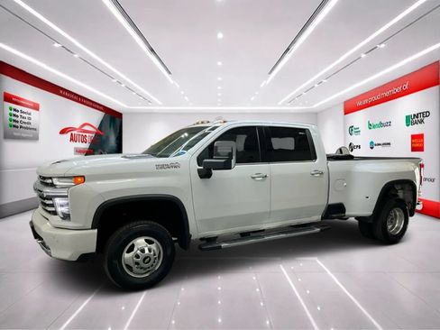 Used 2021 Chevrolet Silverado 3500 High Country AWD/4WD image 4