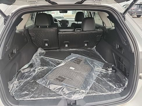 Used 2025 Subaru Outback Limited image 7
