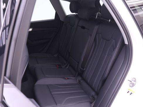 Certified 2024 Audi Q5 2.0T Premium w/ Convenience Package AWD/4WD image 13