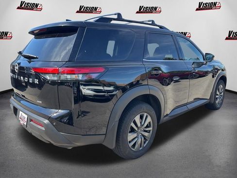 Used 2025 Nissan Pathfinder SV AWD/4WD image 5